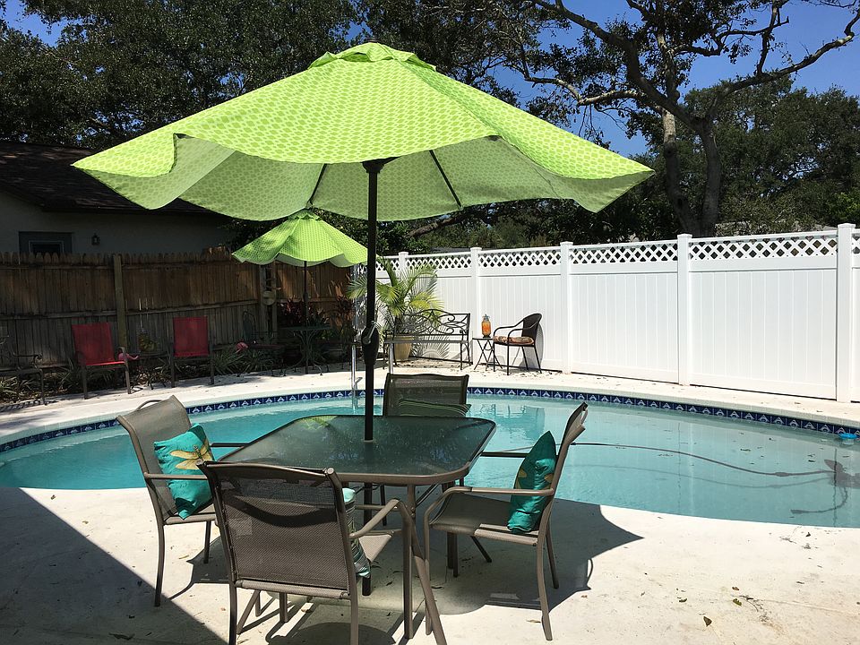 2nd image of 2363 Pineland Ln