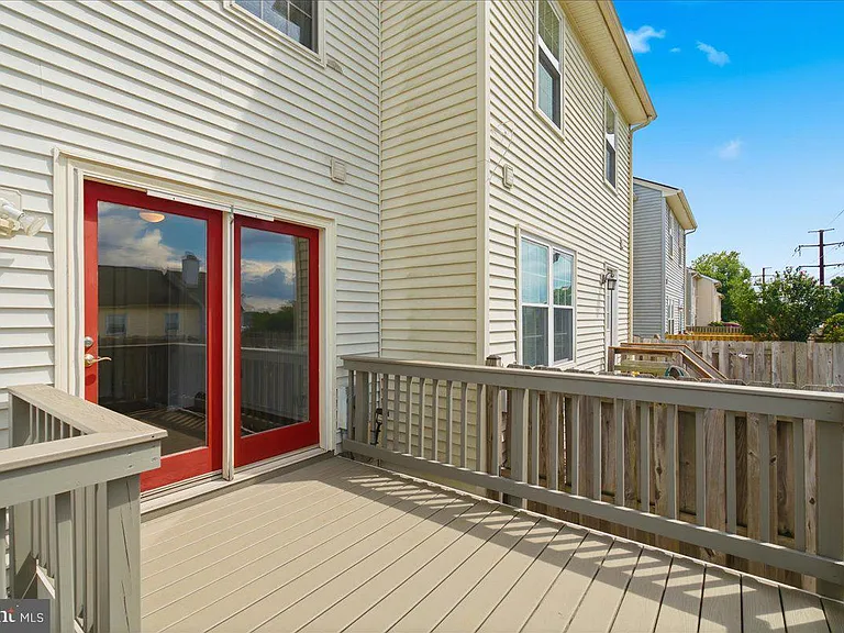 14519 Ravenscar Ct — Photo 32