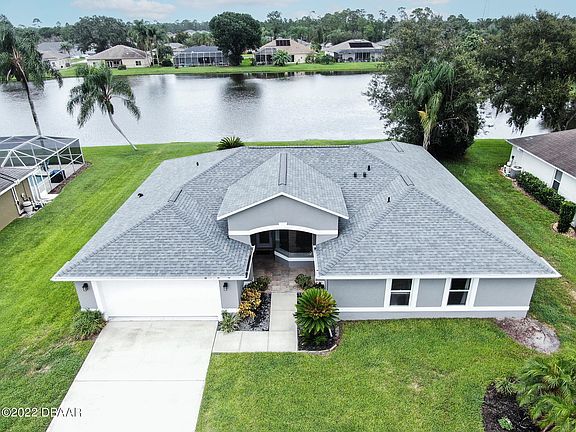 3rd image of 778 Sterling Chase Dr
