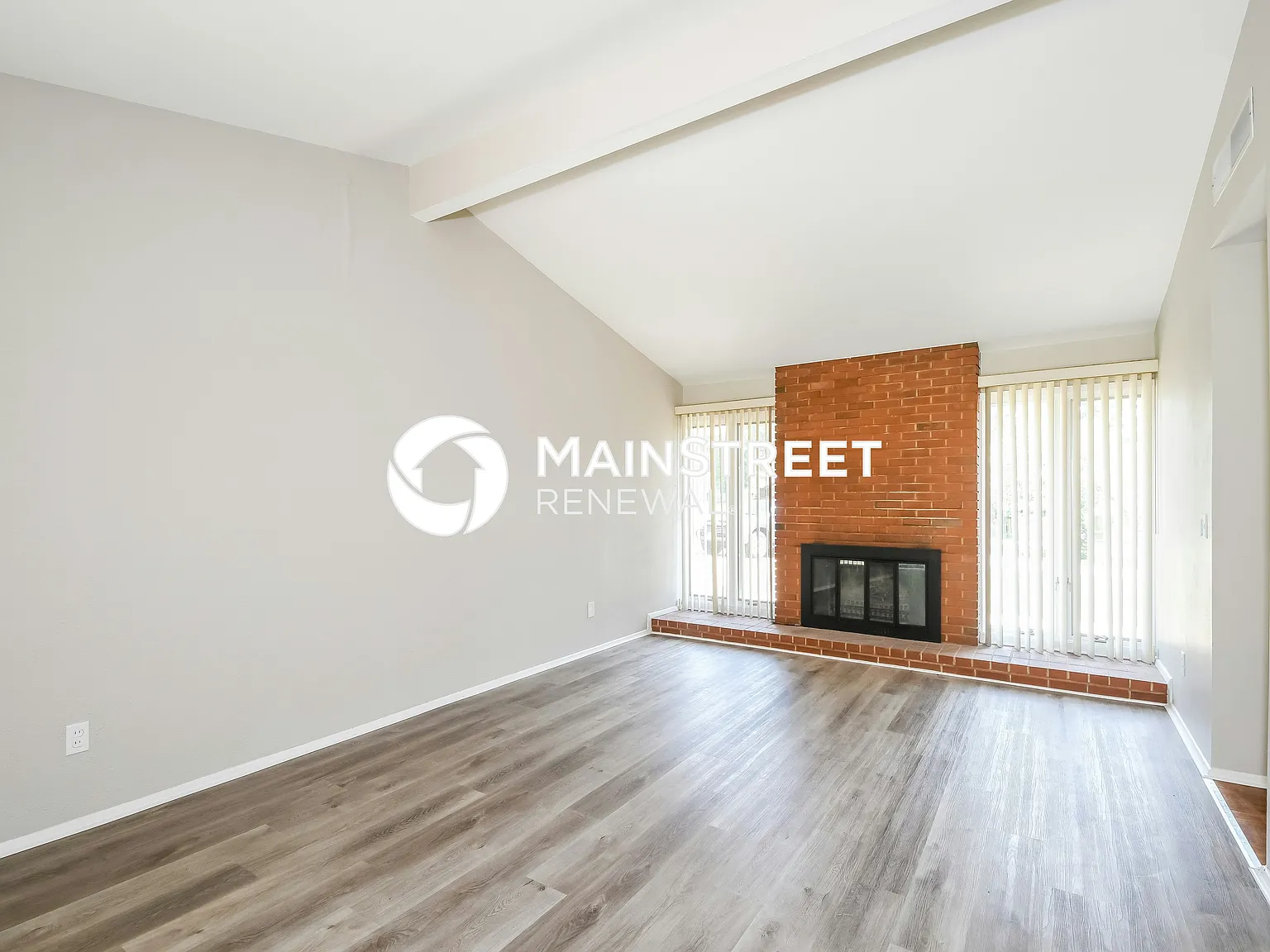 1665 Pepperwood Dr — Photo 4