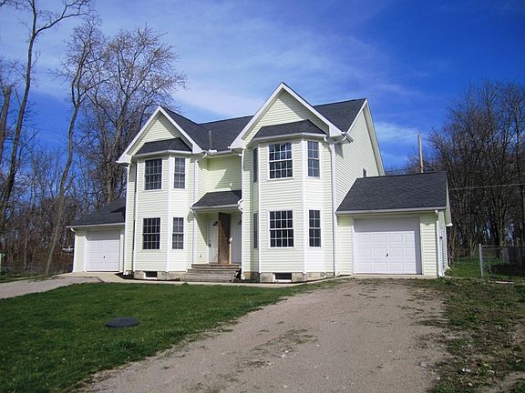 2nd image of 13278 Pine Rd NE