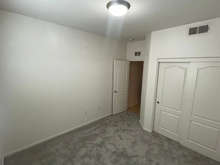 2703 White Pine Ct — Photo 15