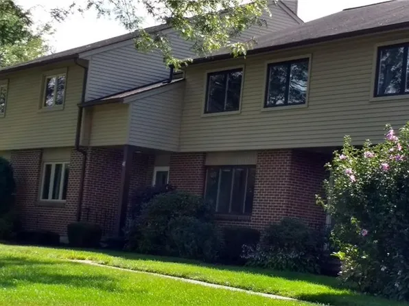 445 S Main St #49, Manchester, CT 06040
