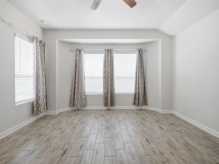 121 Wickersham — Photo 29