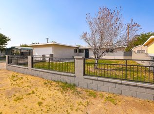 2011 W Newgrove St, Lancaster, CA 93536