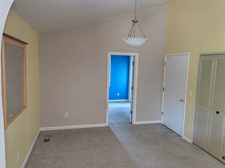 1816 NW Lincoln St — Photo 23