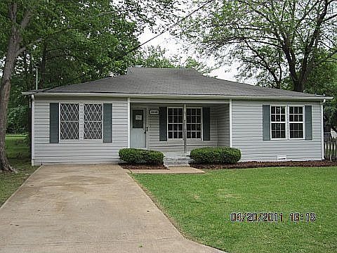 2nd image of 1032 Ervin Ln