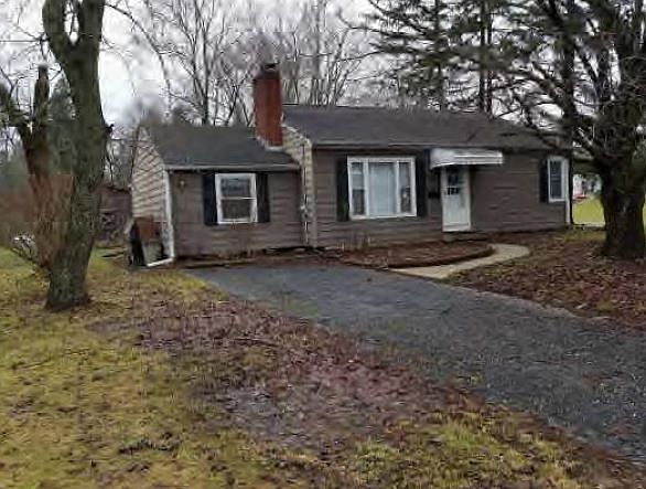 1st image of 106 Grant St