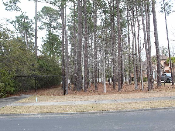 2nd image of 4001 Blackwood Ct.