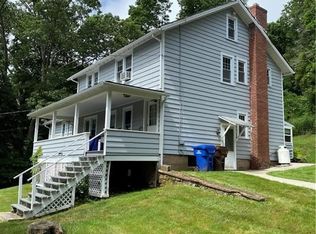 4 Sea Hill Rd, North Branford, CT 06471