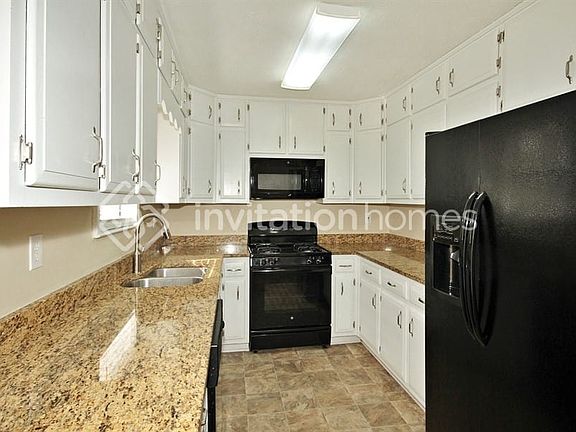 5th image of 4166 Jami Ln