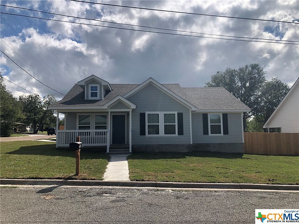 1st image of 1302 Mills St