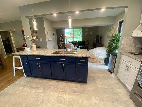 5th image of 7004 Brookington Ct