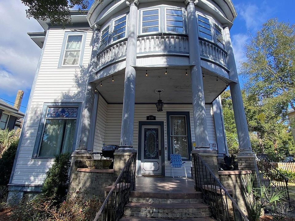 1st image of 218 W Desoto St #101