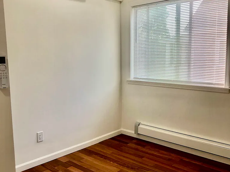 61 Pemberwick Rd #1 — Photo 11