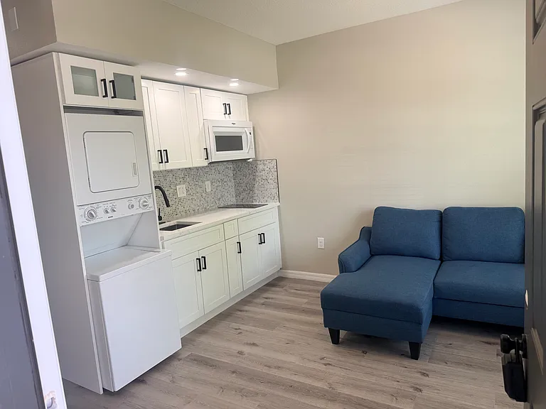 1593 Diamond Loop Dr — Photo 3