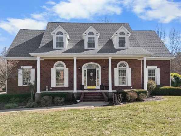 122 Edison Dr, Calvert City, KY 42029