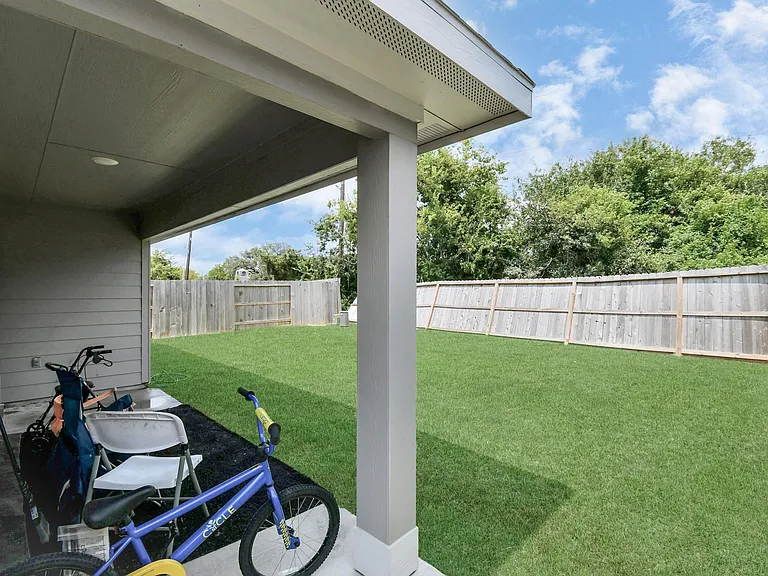 1674 Westway Dr — Photo 9