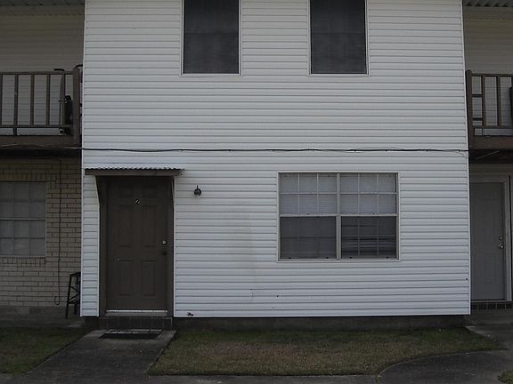 5th image of 40449 W Hernandez Ave APT 4