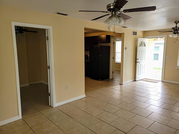 5th image of 4675 14th Ave S