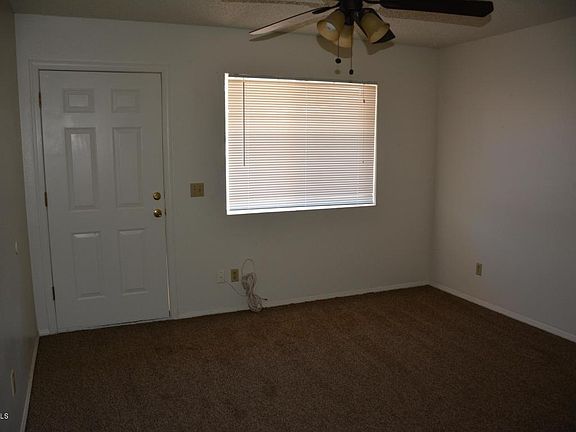 3rd image of 710 N 97th Pl