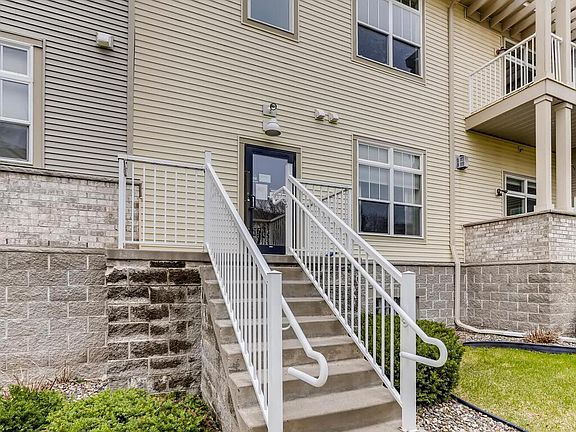 3rd image of 1256 County Road D E APT 206