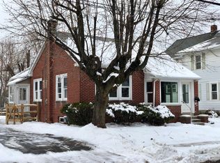 228 S 11th St, Quakertown, PA 18951