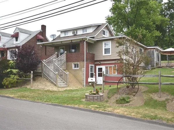 4823 Ball Ave, West Mifflin, PA 15122