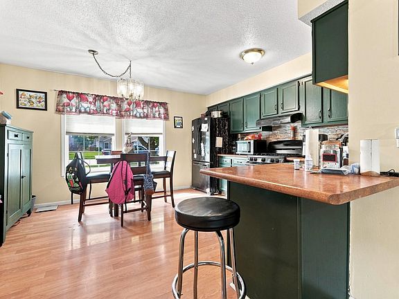 4th image of 1210 Virginia Ln