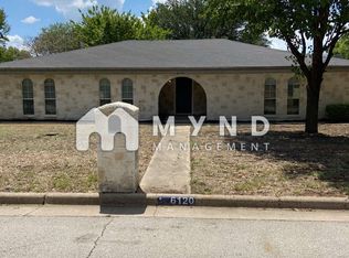 6120 Blue Spruce Cir, Haltom City, TX 76137