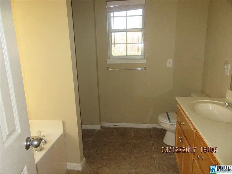 132 Churchill Dr — Photo 13