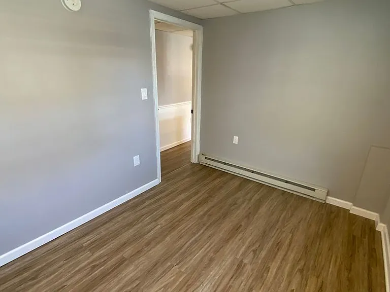 212 Cherry St — Photo 10