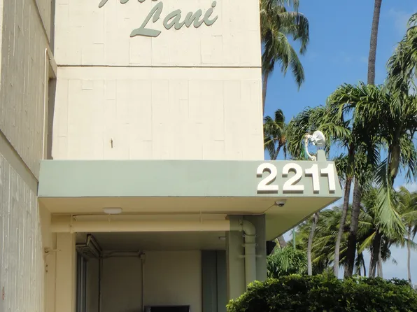 2211 Ala Wai Blvd, Honolulu, HI