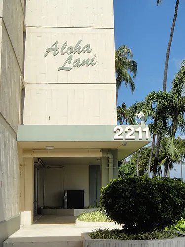 2211 Ala Wai Blvd Photo 1