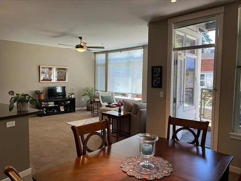 180 Harbor Square Loop NE #B116 — Photo 10