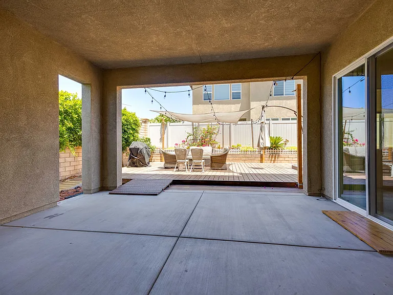 1805 Martinez Dr — Photo 41