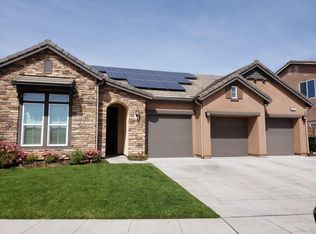 4023 Morris Ave, Clovis, CA 93619