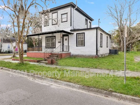 1921 Reynolds St, Savannah, GA 31401