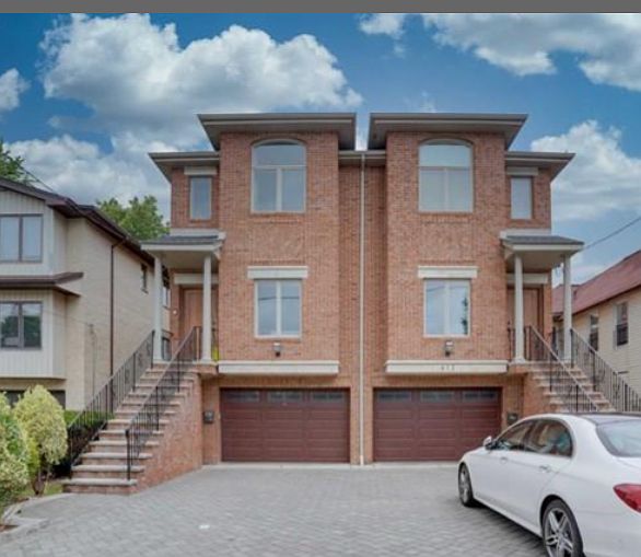 1st image of 415 Westview Pl