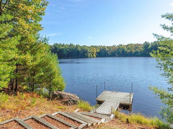 3rd image of 55 Timber Lake Dr