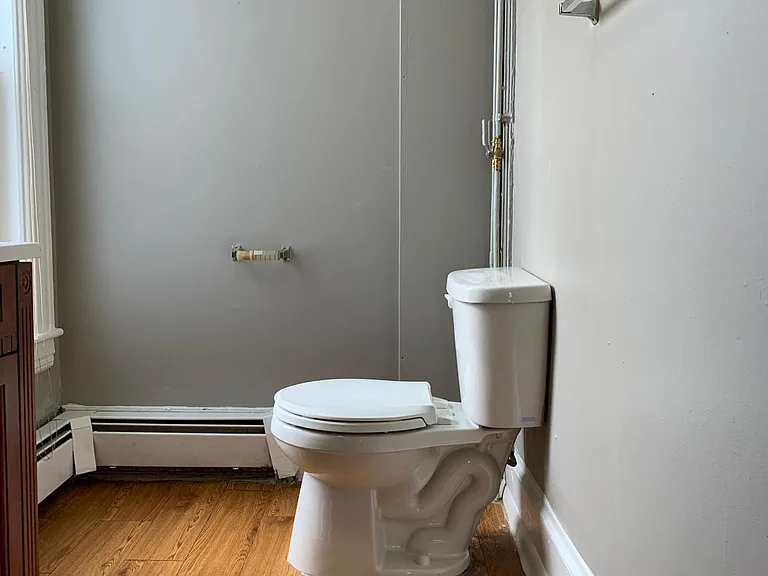 18 E Pearl St #B-3 — Photo 15