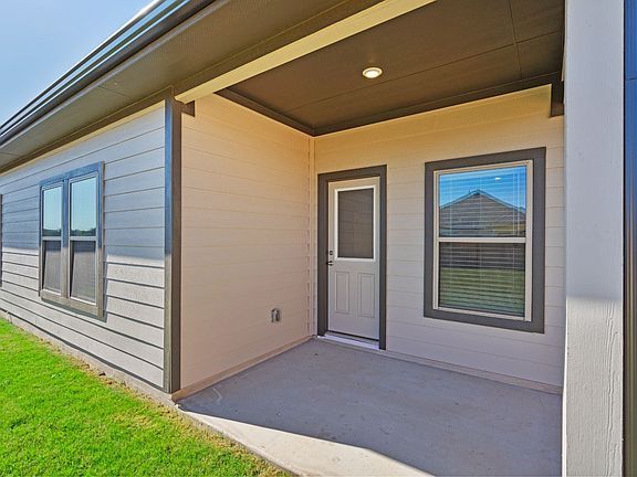 3rd image of 245 Red Tail Hawk Ln