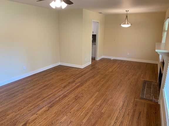 2nd image of 3980 Rosemary Cir