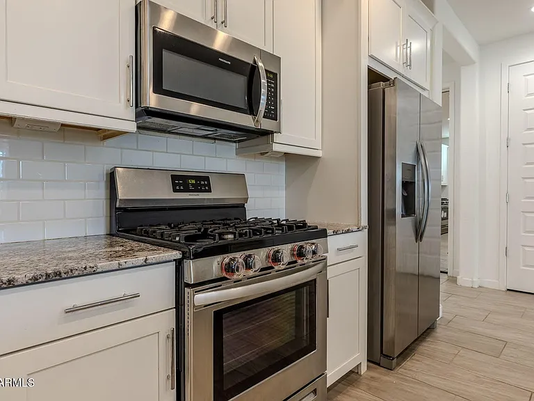 1548 W Corral Rd — Photo 9
