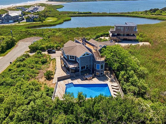 4th image of 137 Sandune Ct