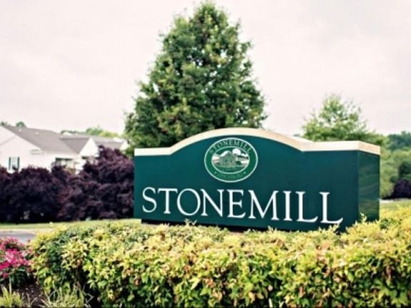 5th image of 107 Stonemill Dr APT E
