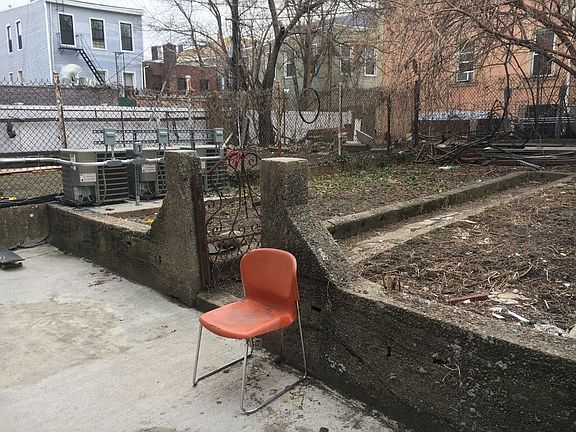 4th image of 168 Wilson Ave APT 1B