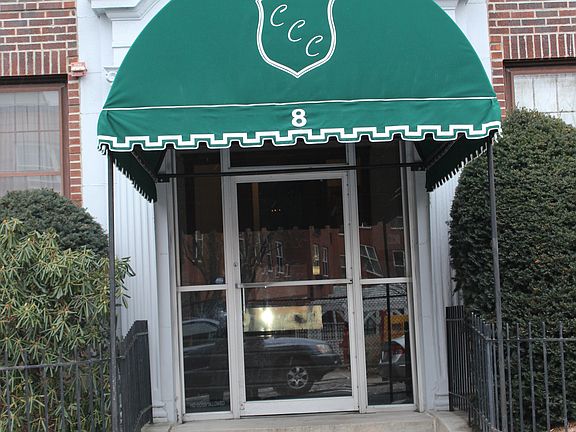 2nd image of 8 Chiswick Rd
