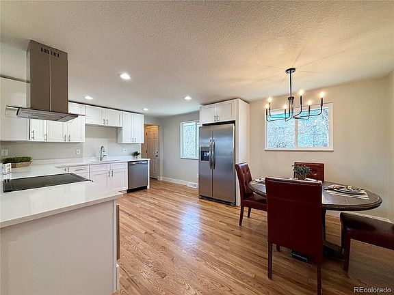5th image of 7629 S Fenton Street