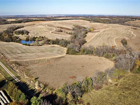 160 Th Rd, Grant City, MO 64456